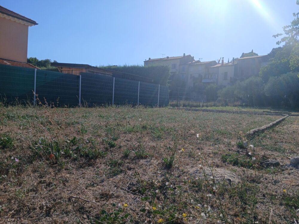 vente Terrain - 206 m² Carnoules (83660)