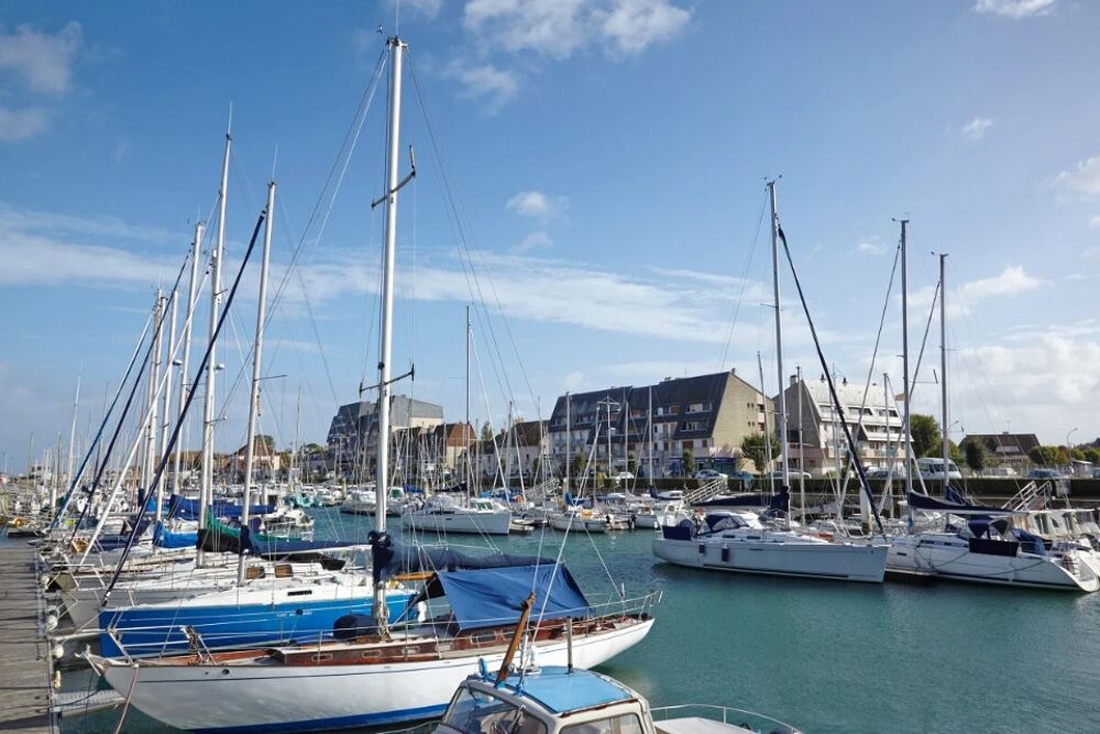 Maison F6 (90 m²) à vendre à Sainte-Croix-sur-Mer 5 ....
