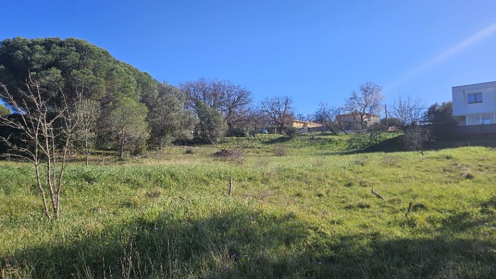 vente Terrain - 751 m² Roquebrune-sur-Argens (83520)