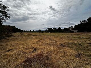  Terrain 717 m� Fr�jus