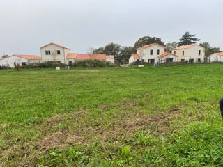  Maison 4 pi�ces 84 m� Saint-p�re-en-retz