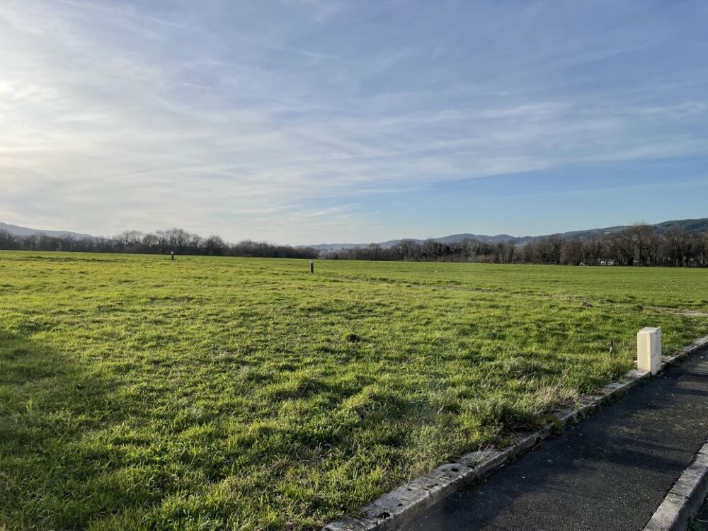 L'ECLAIRCIE 67 m², à l'esthétique sobre et épuré, va trè....