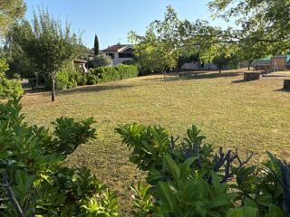  Terrain 890 m Castres