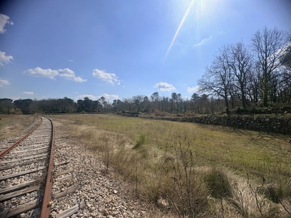 vente Terrain - 2047 m² Saint-Maximin-la-Sainte-Baume (83470)