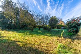  Terrain à vendre 527 m²