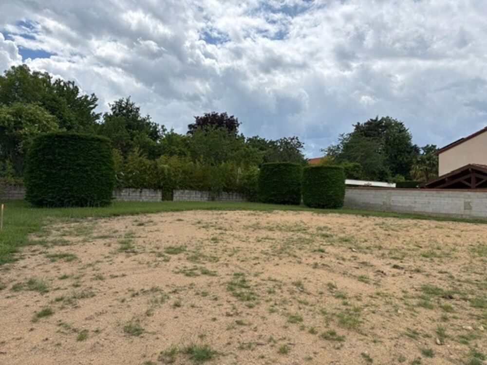 vente Terrain - 460 m² Saint-Marcellin-en-Forez (42680)