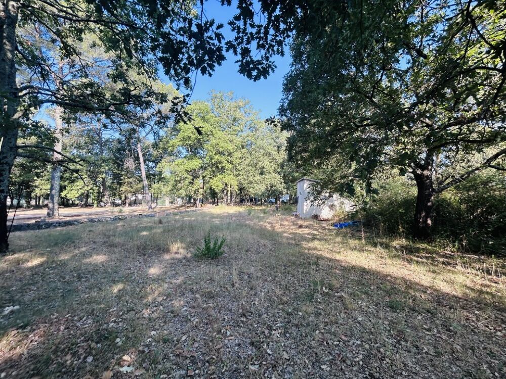 vente Terrain - 1104 m² Trans-en-Provence (83720)