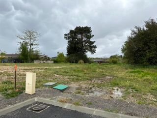  Terrain à vendre 610 m²