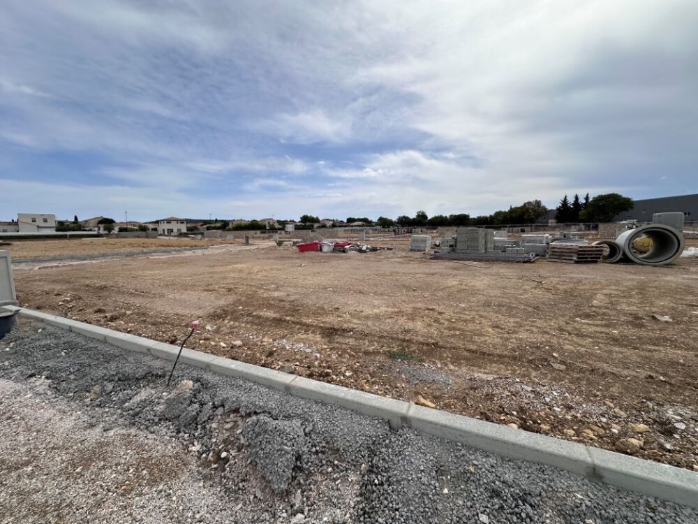 vente Terrain - 200 m² Saint-Mathieu-de-Tréviers (34270)