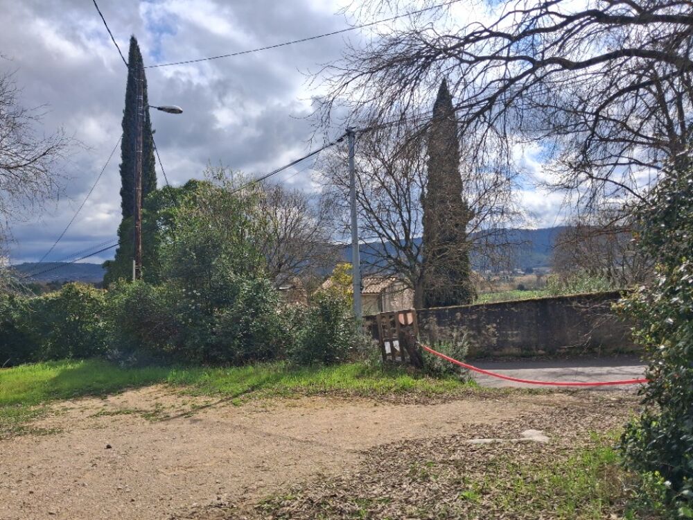 vente Terrain - 437 m² Montfort-sur-Argens (83570)