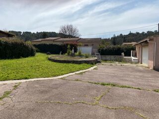  Terrain à vendre 811 m²
