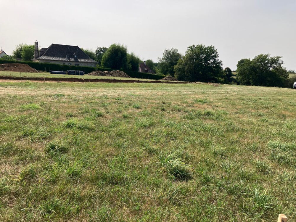 Maison de plain-pied 2 chambres sur terrain de 502 m² - ....