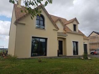 Maison 6 pièces 135 m² · à La Queue-les-Yvelines · 135 m² · 394 700 €