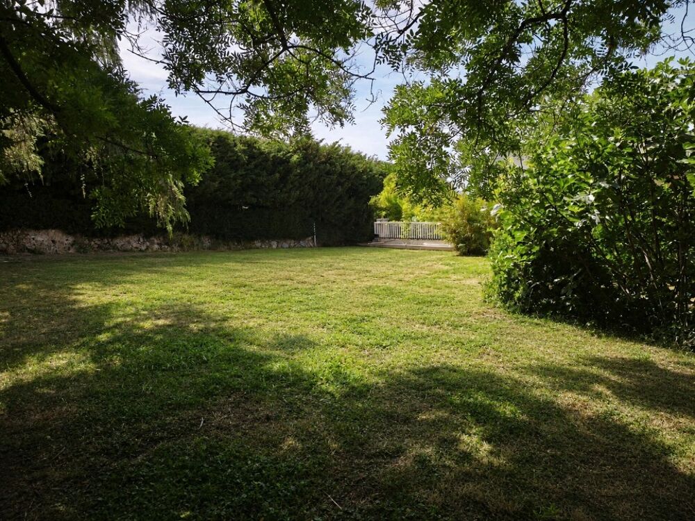 vente Terrain - 653 m² Toulon (83000)