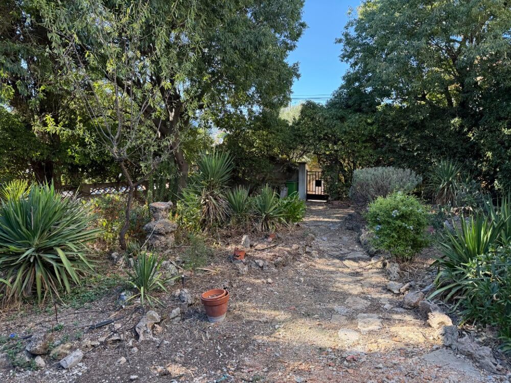 vente Terrain - 400 m² Toulon (83200)