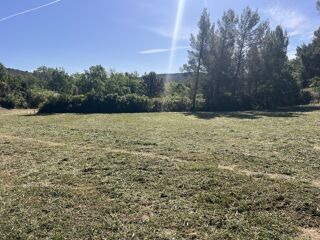  Terrain à vendre 680 m²