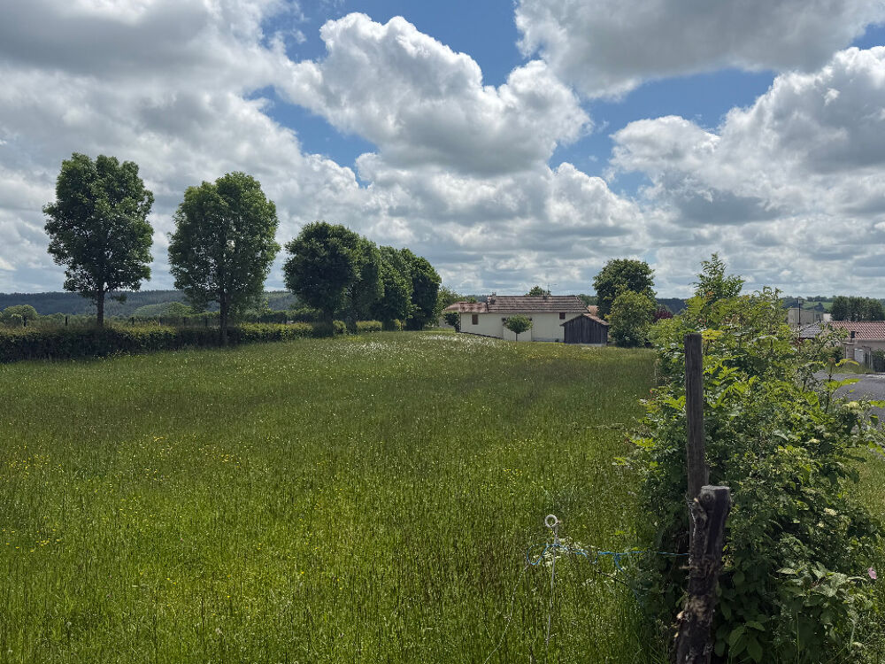 vente Terrain - 800 m² Arpajon-sur-Cère (15130)