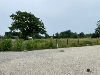  Terrain � vendre 704 m�