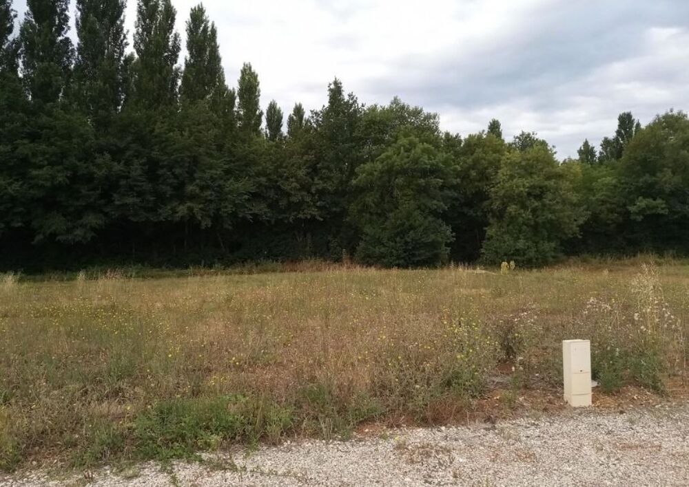 vente Terrain - 834 m² Montpellier-de-Médillan (17260)