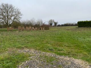  Terrain à vendre 989 m²