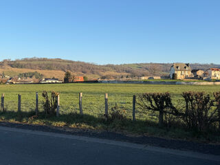vente Terrain - 647 m² Arpajon-sur-Cère (15130)