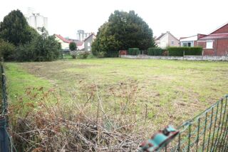  Terrain � vendre 740 m�