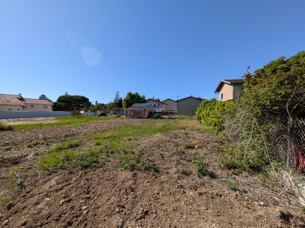 vente Terrain - 400 m² Saint-Maurice-de-Gourdans (01800)