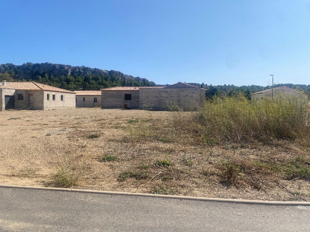 La Rose des Vents 89 est une maison moderne, bien pensée....