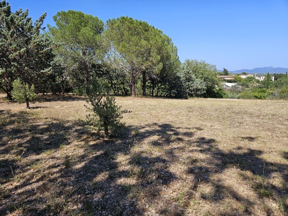 vente Terrain - 462 m² Roquebrune-sur-Argens (83520)