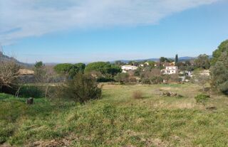  Terrain à vendre 697 m²