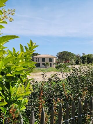  Maison 5 pi�ces 140 m� Hy�res