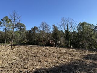  Terrain 900 m Bagnols-en-fort