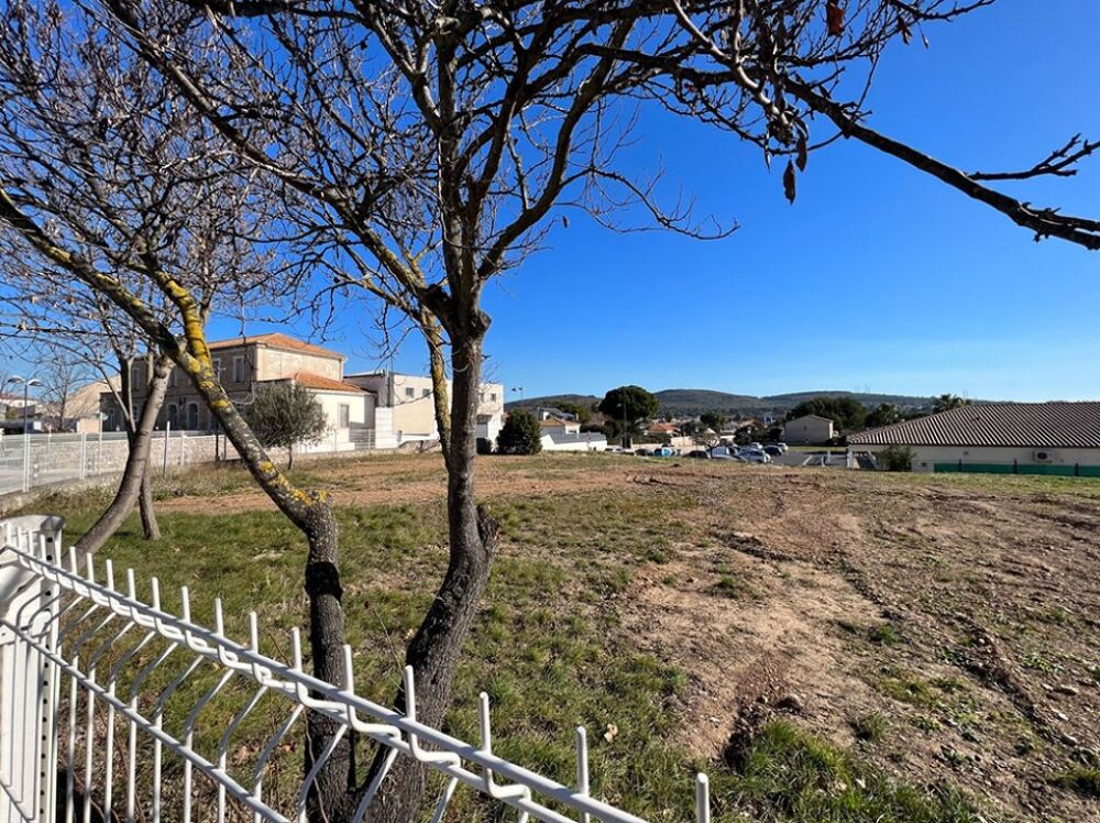 Maison Alice de 110 m² proposée ici sur 480 m² de terrai....