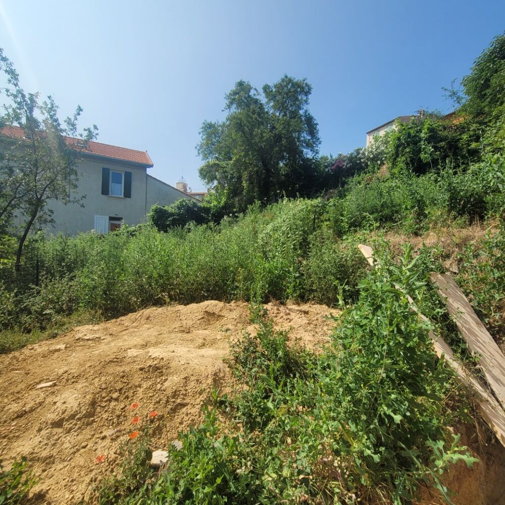 VENTE d'une maison de 5 pièces (90 m²) à Cadolive Em....