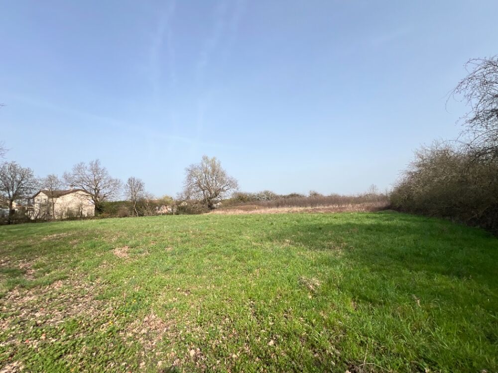 VENTE d'une maison F5 (103 m²) à Grièges Proche de M....