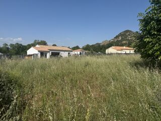  Terrain à vendre 843 m²
