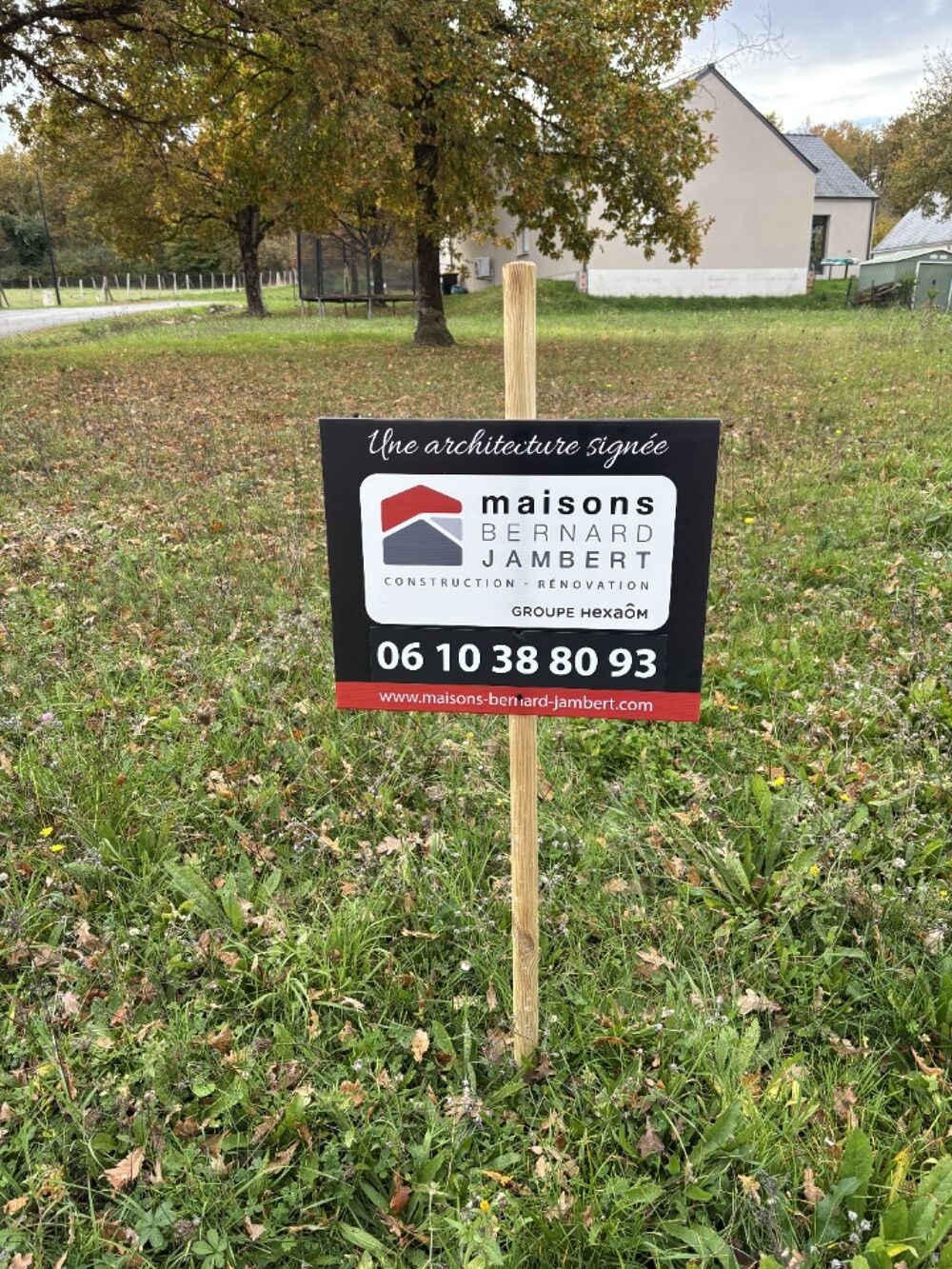 VENTE d'une maison de 5 pièces (90 m²) à Mazé En cen....