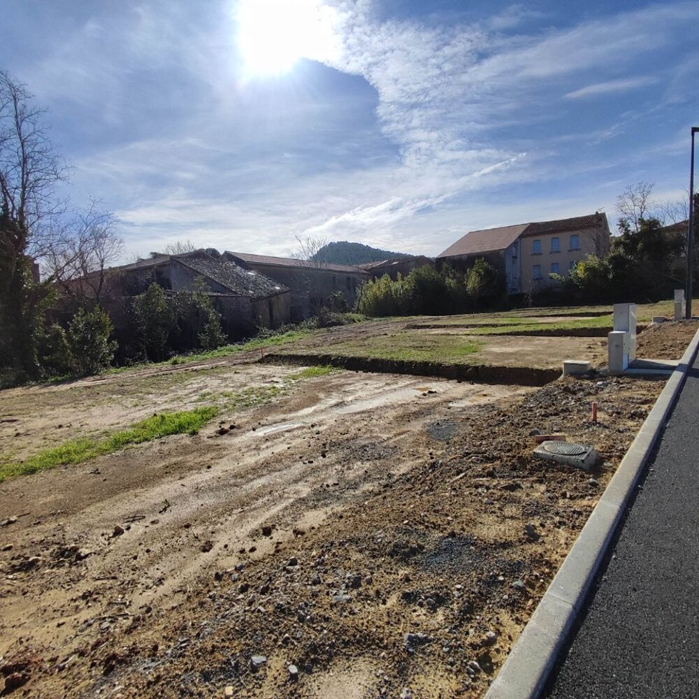 vente Terrain - 700 m² Thézan-des-Corbières (11200)