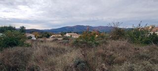  Terrain 1600 m� Les assions