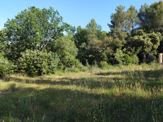  Terrain à vendre 677 m²