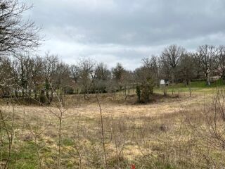  Terrain 879 m� B�duer