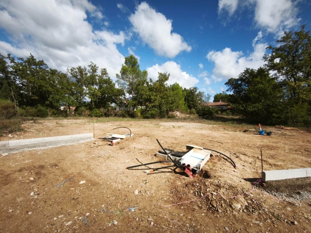 vente Terrain - 1263 m² Néoules (83136)
