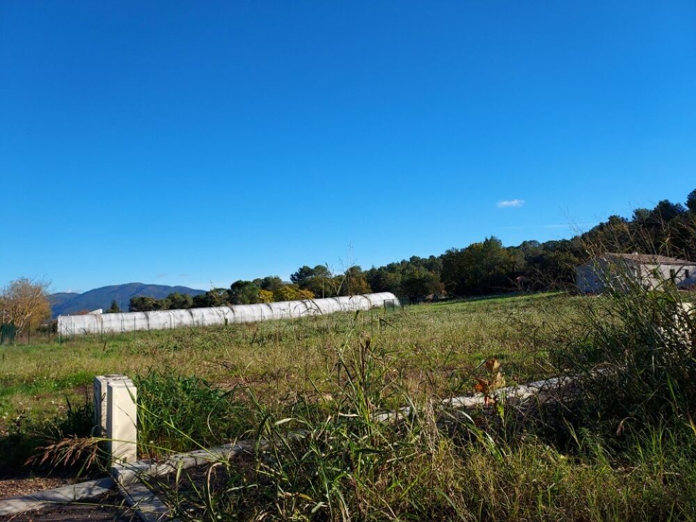vente Terrain - 338 m² Carnoules (83660)