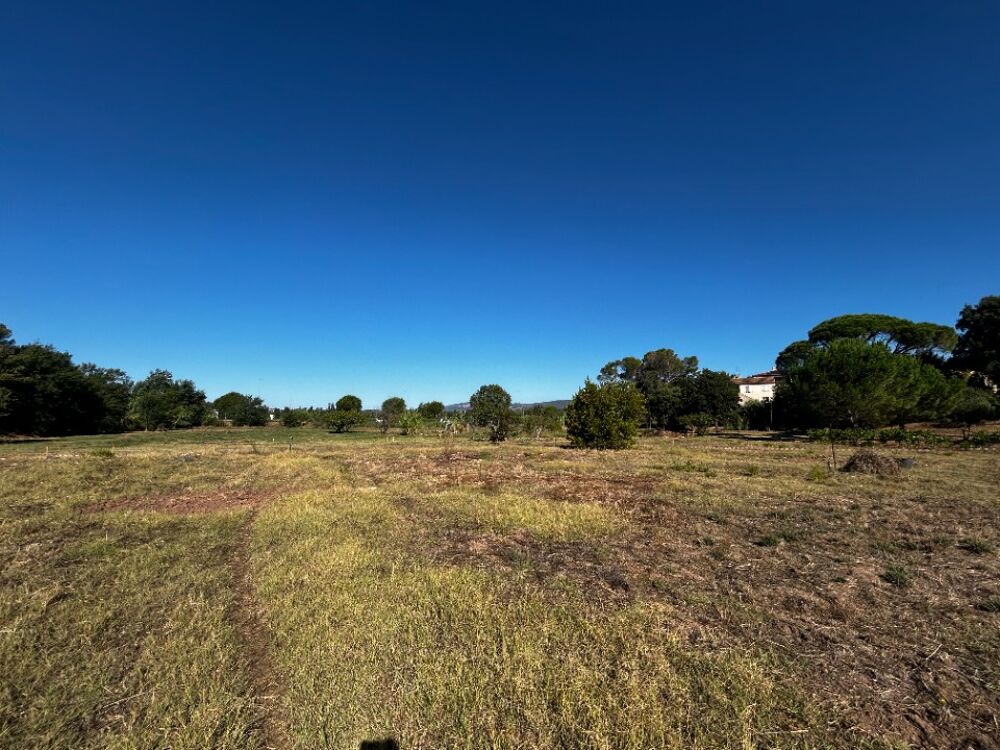 vente Terrain - 503 m² Fréjus (83600)