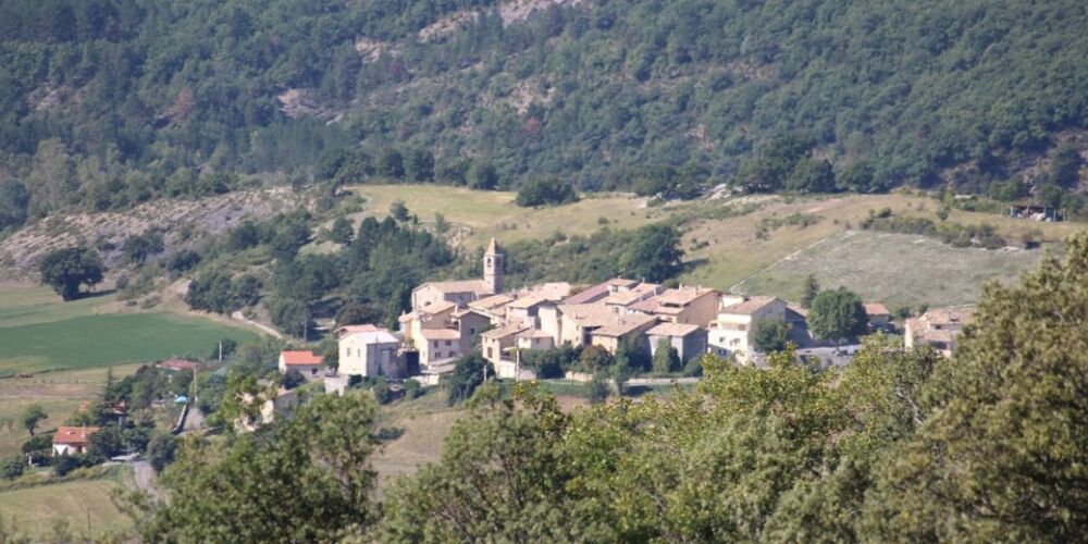 vente Terrain - 1420 m² Le Brusquet (04420)