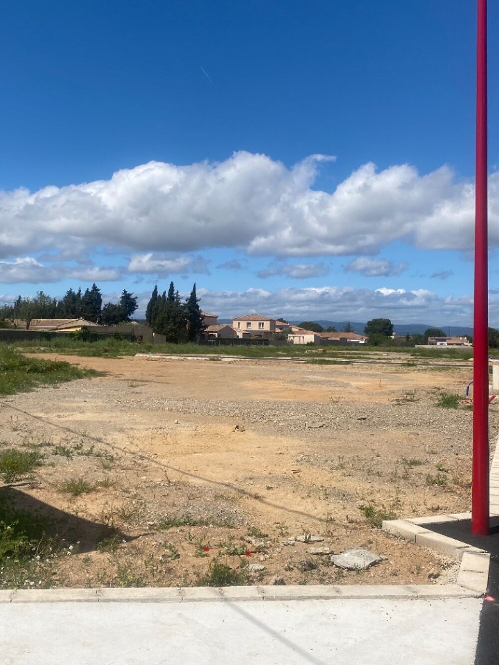 Découvrez le modèle Croix du sud, une maison au design u....