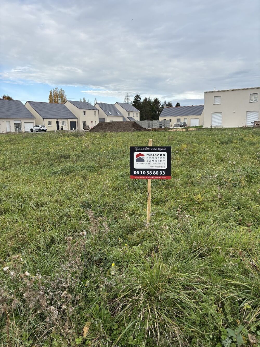 vente Terrain - 467 m� Corn� (49630)