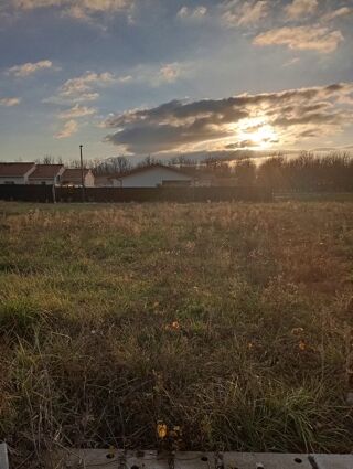  Terrain 594 m� Saint-marcellin