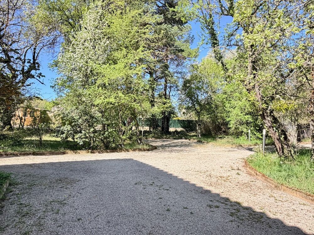 vente Terrain - 881 m² Plan-d'Aups-Sainte-Baume (83640)