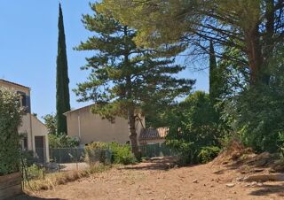  Terrain 600 m� Pertuis